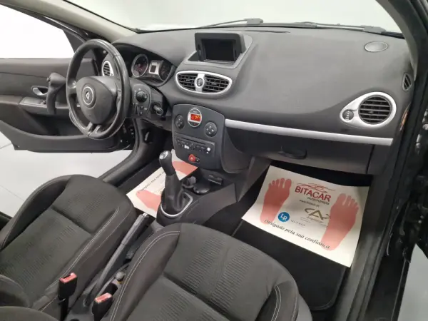 Renault Clio 1.2 Dynamique S  GPS 6