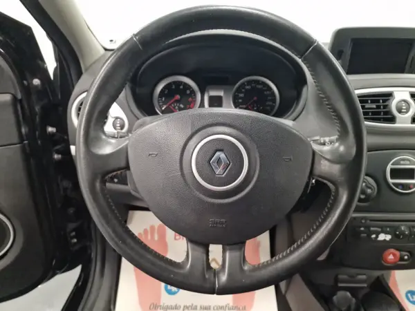 Renault Clio 1.2 Dynamique S  GPS 8