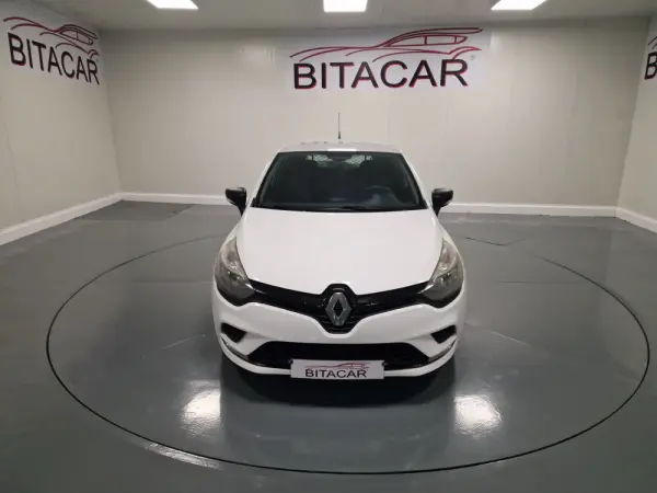 Renault Clio SOCIETE 1.5 DCI ZEN IVA DEDUTÍVEL 8
