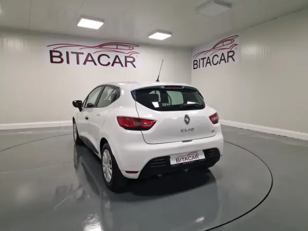 Renault Clio SOCIETE 1.5 DCI ZEN IVA DEDUTÍVEL 15