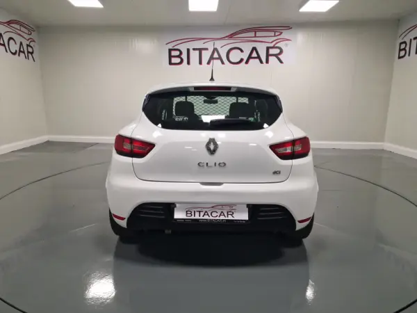 Renault Clio SOCIETE 1.5 DCI ZEN IVA DEDUTÍVEL 18