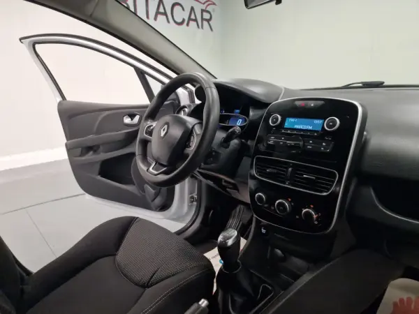 Renault Clio SOCIETE 1.5 DCI ZEN IVA DEDUTÍVEL 56