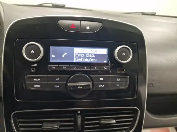Renault Clio SOCIETE 1.5 DCI ZEN IVA DEDUTÍVEL 74