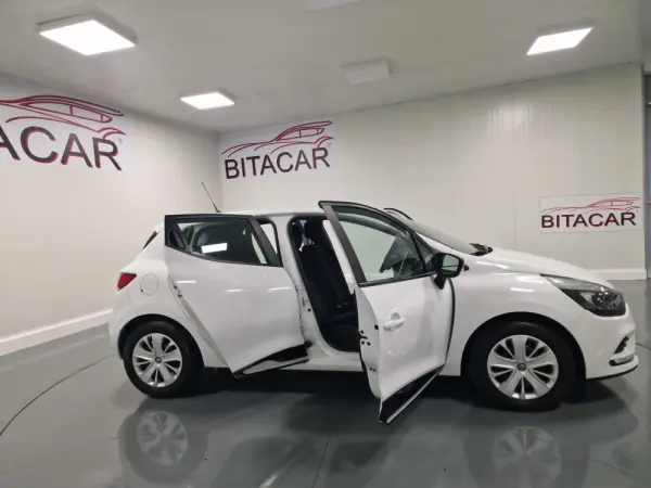 Renault Clio 1.5 dCi Zen 12