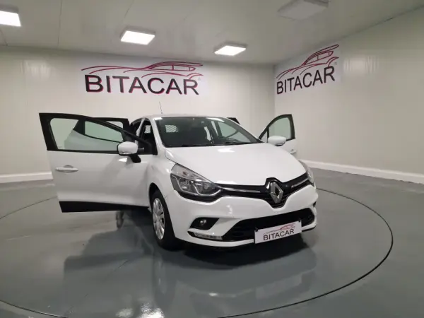 Renault Clio SOCIETE ZEN 1.5 DCI 90CV GPS IVA DEDUTIVEL 23
