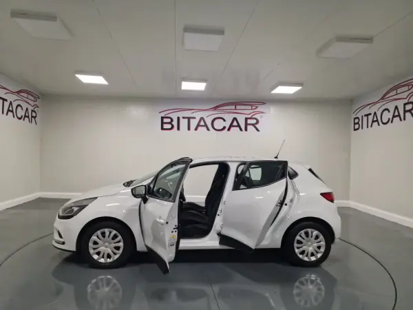 Renault Clio SOCIETE ZEN 1.5 DCI 90CV GPS IVA DEDUTIVEL 30