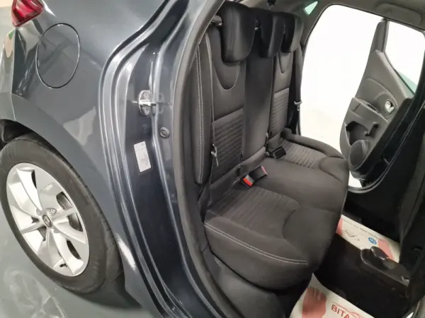 Renault Clio 1.5 dCi Limited 42