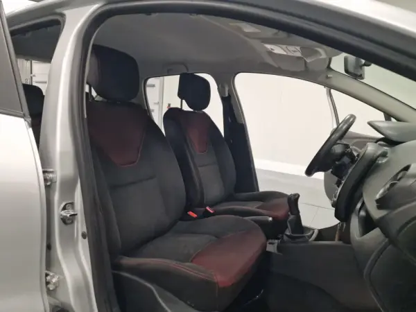 Renault Clio 1.5 dCi Comfort 47