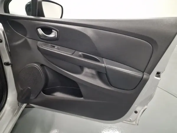 Renault Clio 1.5 dCi Comfort 48