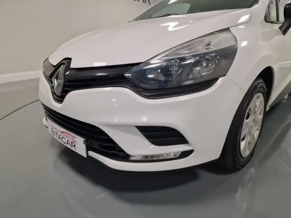 Renault Clio SOCIETE 1.5 DCI ZEN IVA DEDUTIVEL 10