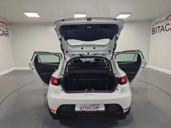 Renault Clio SOCIETE 1.5 DCI ZEN IVA DEDUTIVEL 14