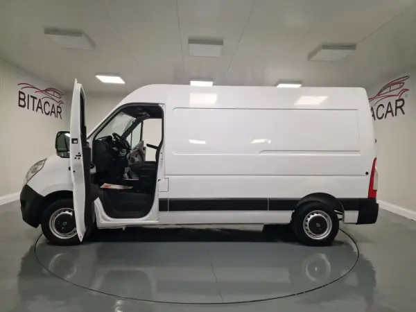 Renault Master 2.3 DCI L2H2 130CV IVA DEDUTIVEL 30