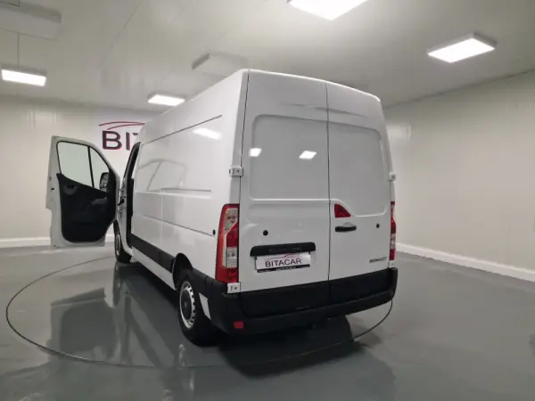 Renault Master 2.3 DCI L2H2 130CV IVA DEDUTIVEL 31