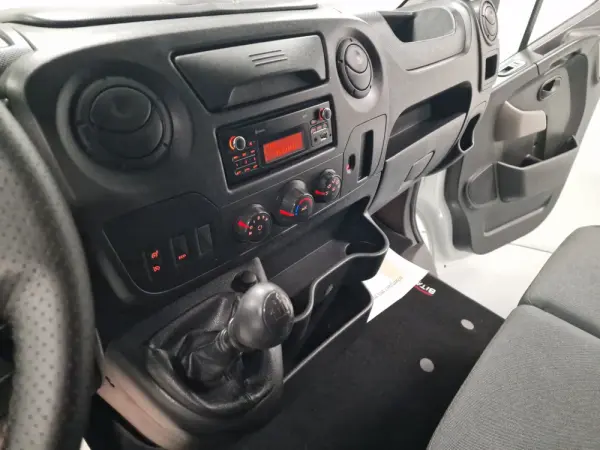 Renault Master 2.3 DCI L2H2 130CV IVA DEDUTIVEL 82