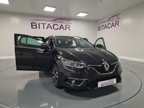 Renault Mégane Sport Tourer 1.5 dCi Limited 9