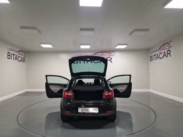 SEAT Ibiza 1.9 TDi Sport DPF 14