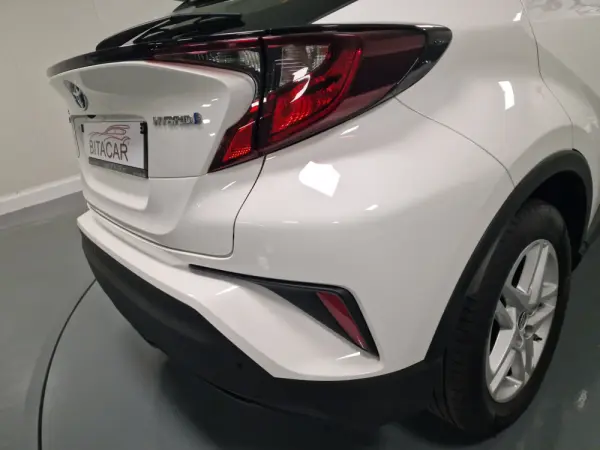 Toyota C-HR 1.8 Hybrid Comfort 25