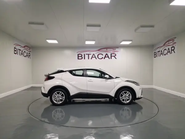 Toyota C-HR 1.8 Hybrid Comfort 30