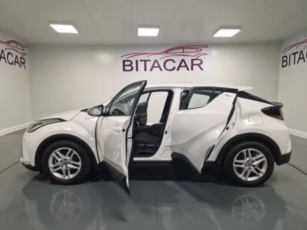 Toyota C-HR 1.8 Hybrid Comfort 38