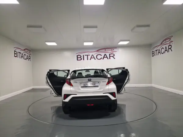 Toyota C-HR 1.8 Hybrid Comfort 40