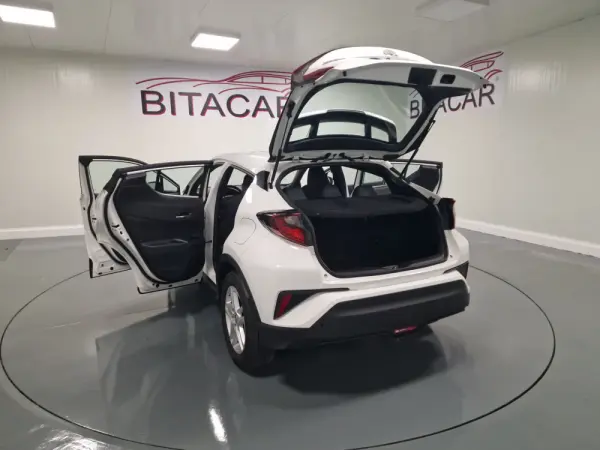 Toyota C-HR 1.8 Hybrid Comfort 43