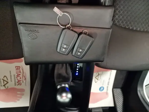 Toyota C-HR 1.8 Hybrid Comfort 52