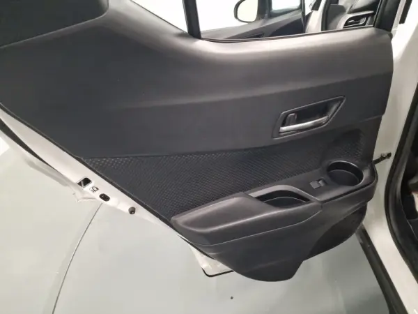 Toyota C-HR 1.8 Hybrid Comfort 58