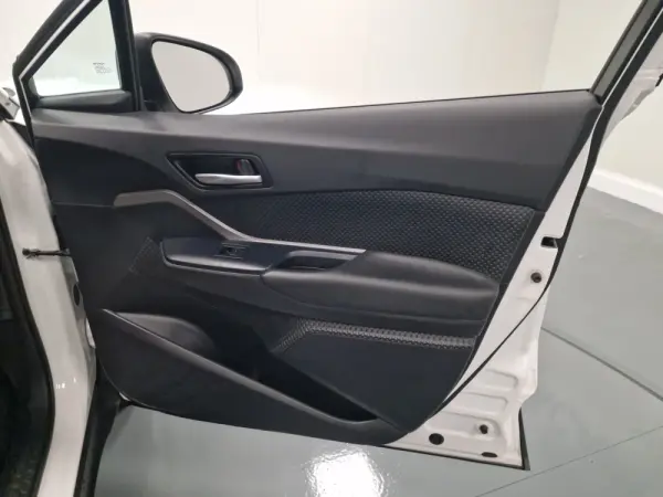 Toyota C-HR 1.8 Hybrid Comfort 67