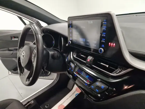 Toyota C-HR 1.8 Hybrid Comfort 73