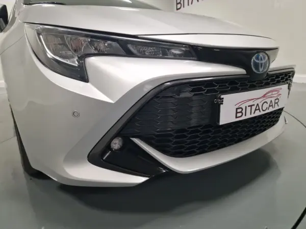 Toyota Corolla Touring Sports 1.8 Hybrid Comfort+P.Sport 7