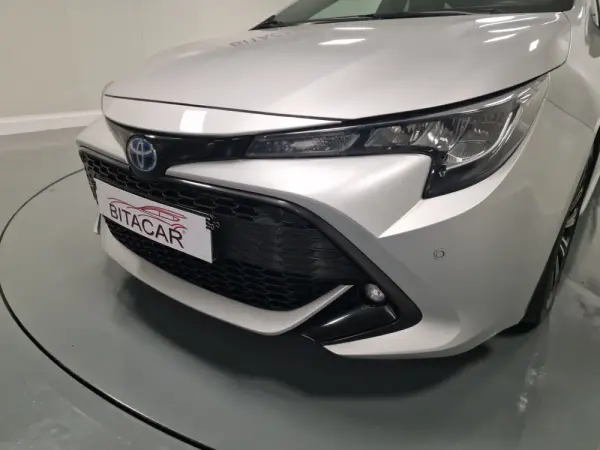 Toyota Corolla Touring Sports 1.8 Hybrid Comfort+P.Sport 10