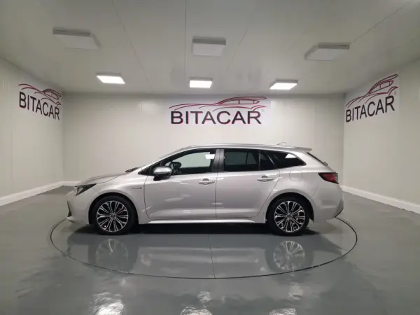 Toyota Corolla Touring Sports 1.8 Hybrid Comfort+P.Sport 17