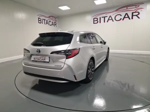 Toyota Corolla Touring Sports 1.8 Hybrid Comfort+P.Sport 34