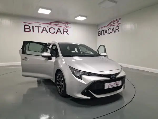 Toyota Corolla Touring Sports 1.8 Hybrid Comfort+P.Sport 37