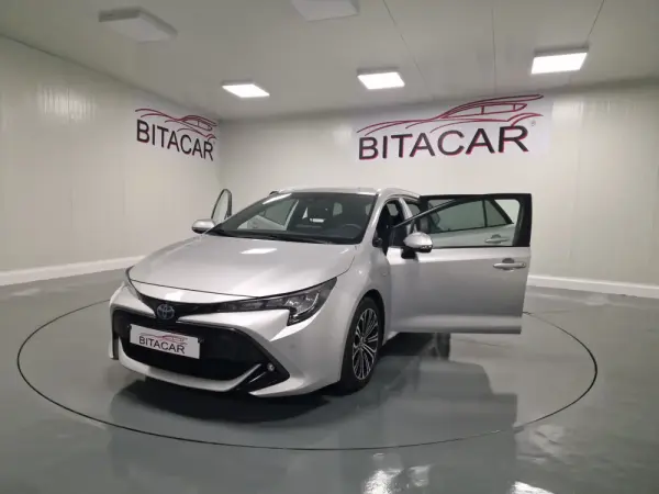 Toyota Corolla Touring Sports 1.8 Hybrid Comfort+P.Sport 40
