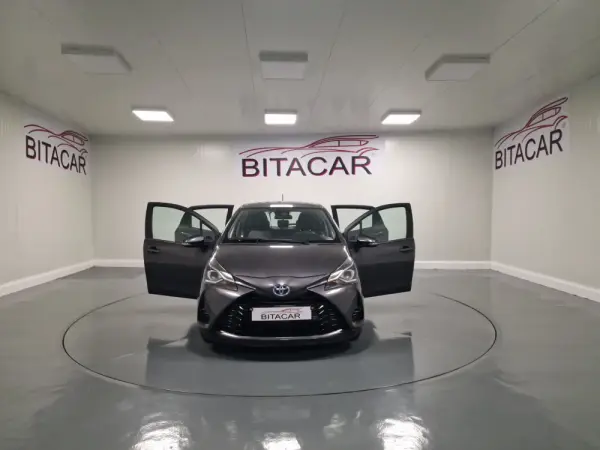 Toyota Yaris 1.5 HSD Comfort 21