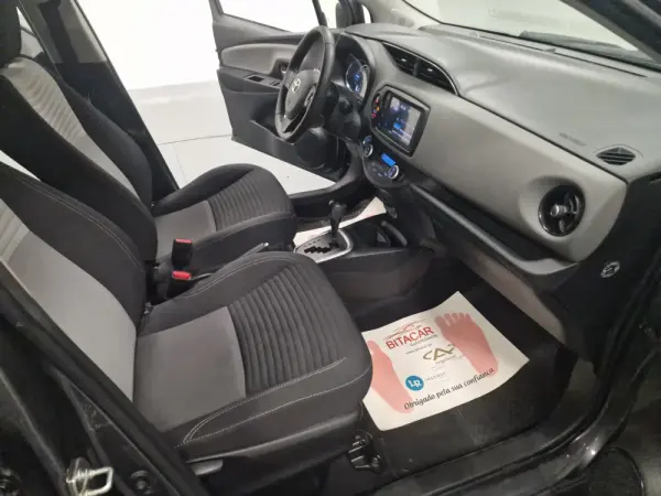 Toyota Yaris 1.5 HSD Comfort 42