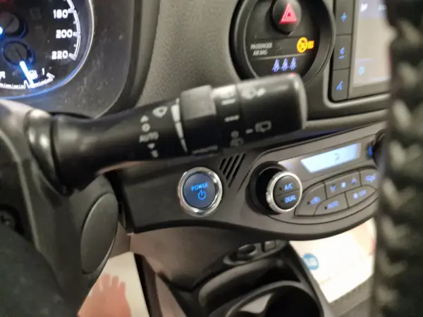 Toyota Yaris 1.5 HSD Comfort 58