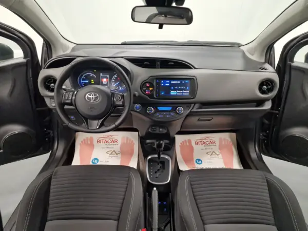 Toyota Yaris 1.5 HSD Comfort 74