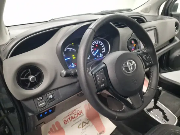 Toyota Yaris 1.5 HSD Comfort 79