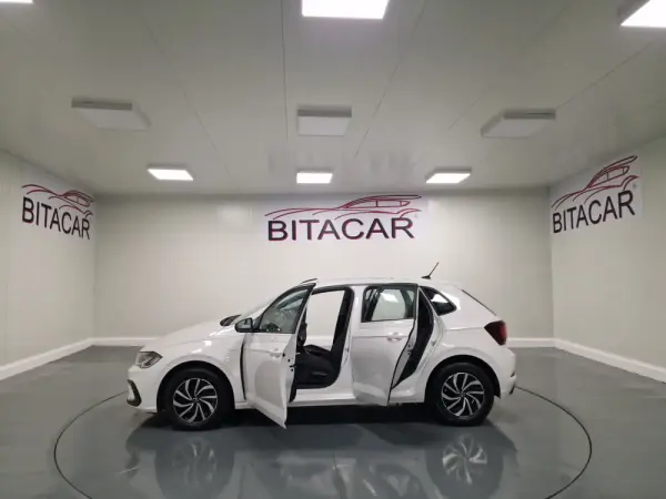 Volkswagen Polo 1.0 TSI Life 13