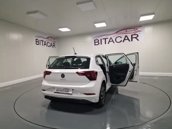 Volkswagen Polo 1.0 TSI Life 17