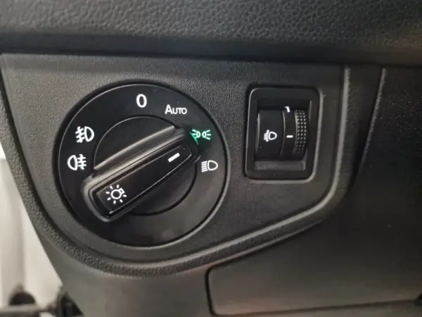 Volkswagen Polo 1.0 TSI Life 43