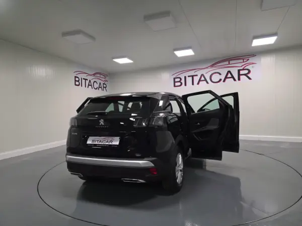 Peugeot 3008 1.5 BlueHDi Style 40