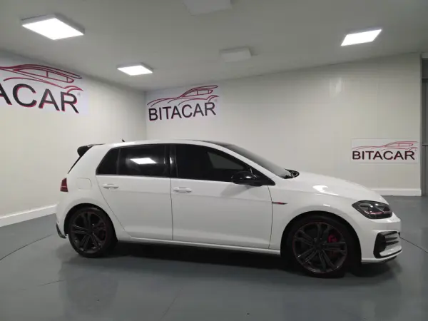 Volkswagen Golf 2.0 TSI GTI DSG Performance 3