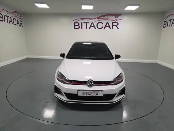 Volkswagen Golf 2.0 TSI GTI DSG Performance 8