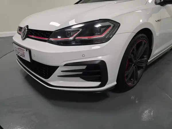 Volkswagen Golf 2.0 TSI GTI DSG Performance 10