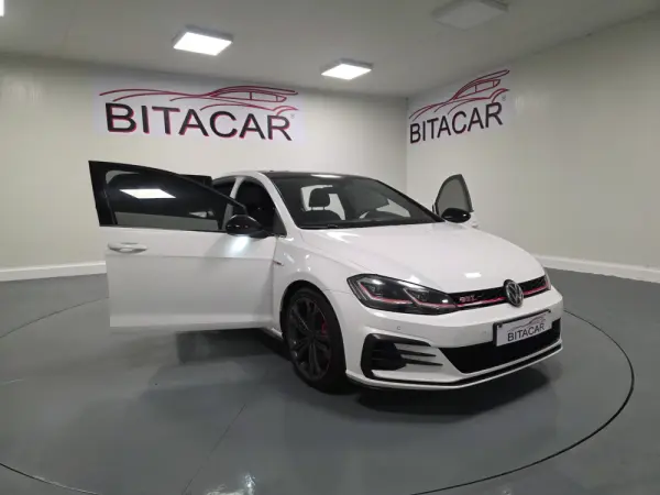Volkswagen Golf 2.0 TSI GTI DSG Performance 15