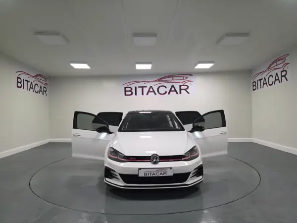 Volkswagen Golf 2.0 TSI GTI DSG Performance 16