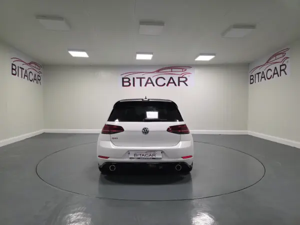 Volkswagen Golf 2.0 TSI GTI DSG Performance 24